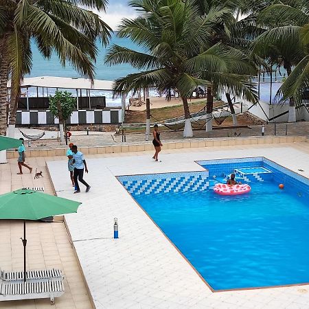 Ellisa Hospitality And Spa Hotell Accra Exteriör bild