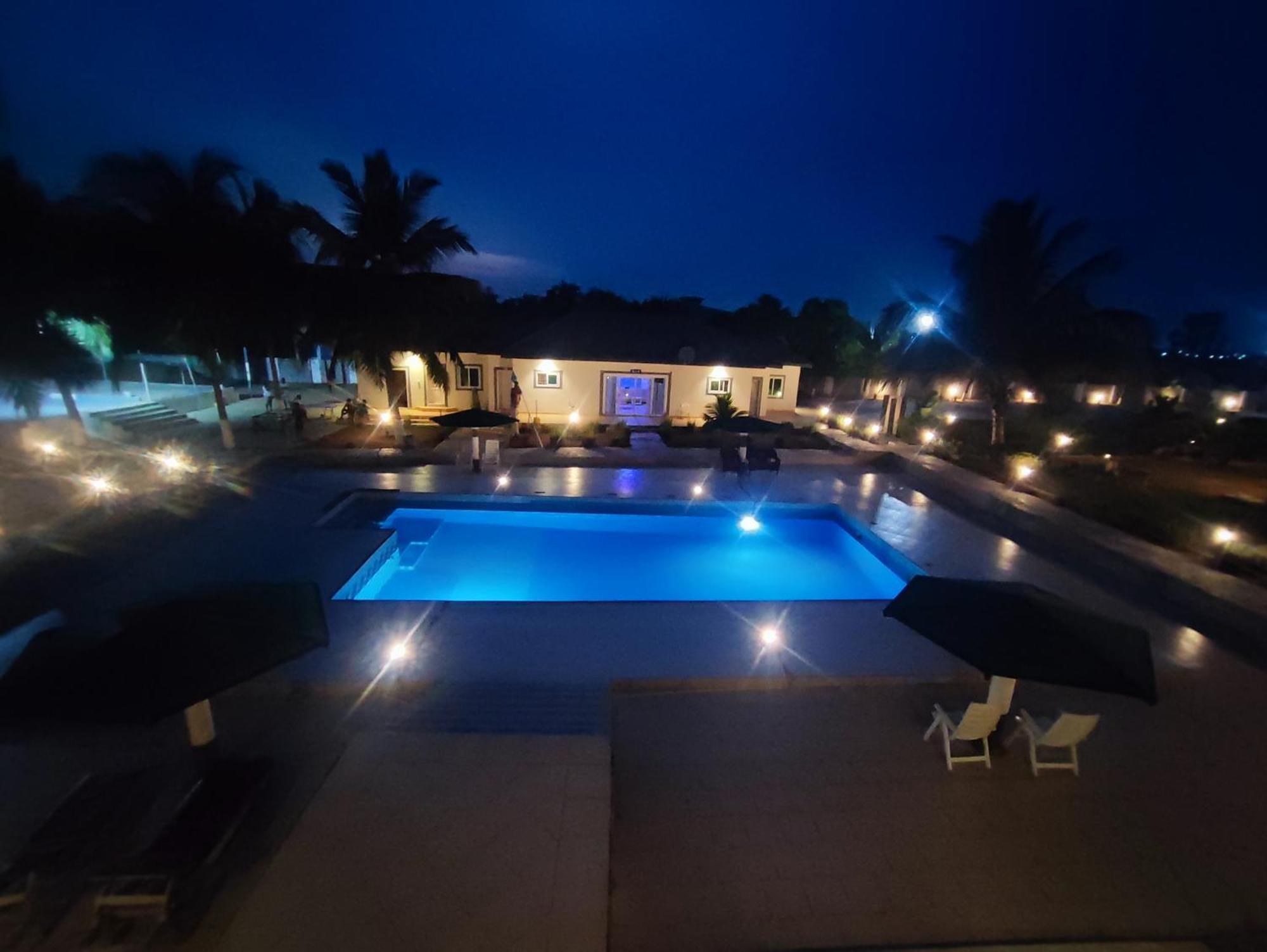 Ellisa Hospitality And Spa Hotell Accra Exteriör bild