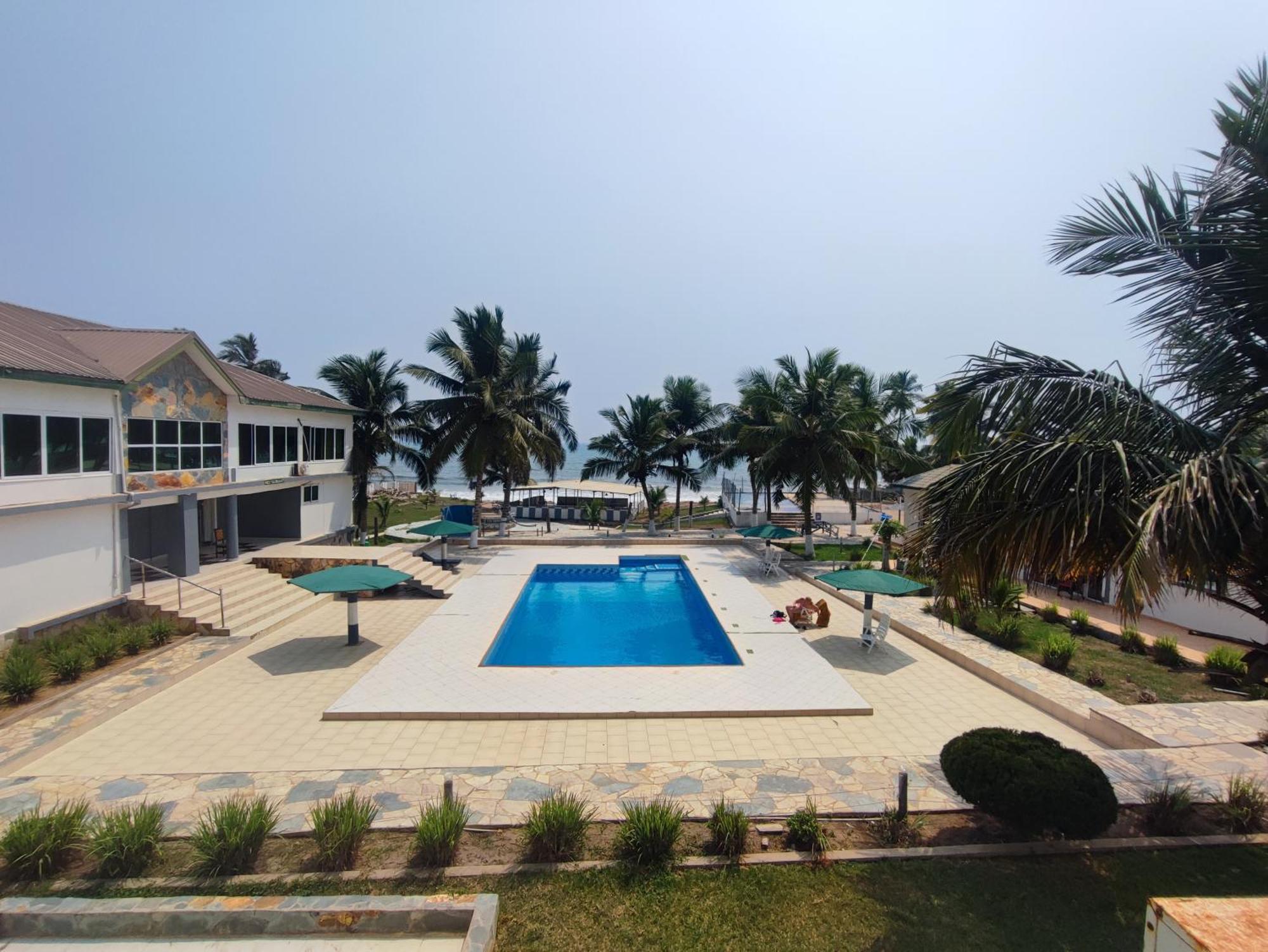 Ellisa Hospitality And Spa Hotell Accra Exteriör bild