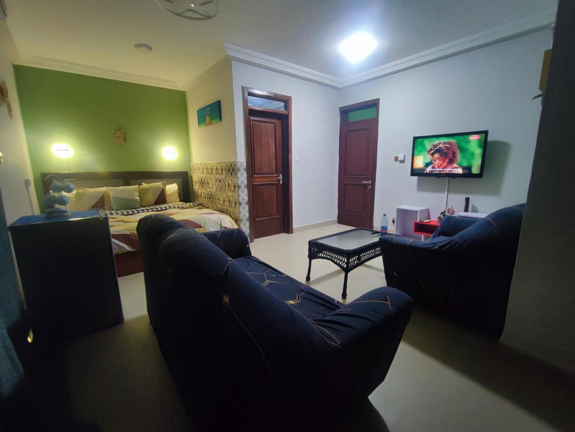 Ellisa Hospitality And Spa Hotell Accra Exteriör bild