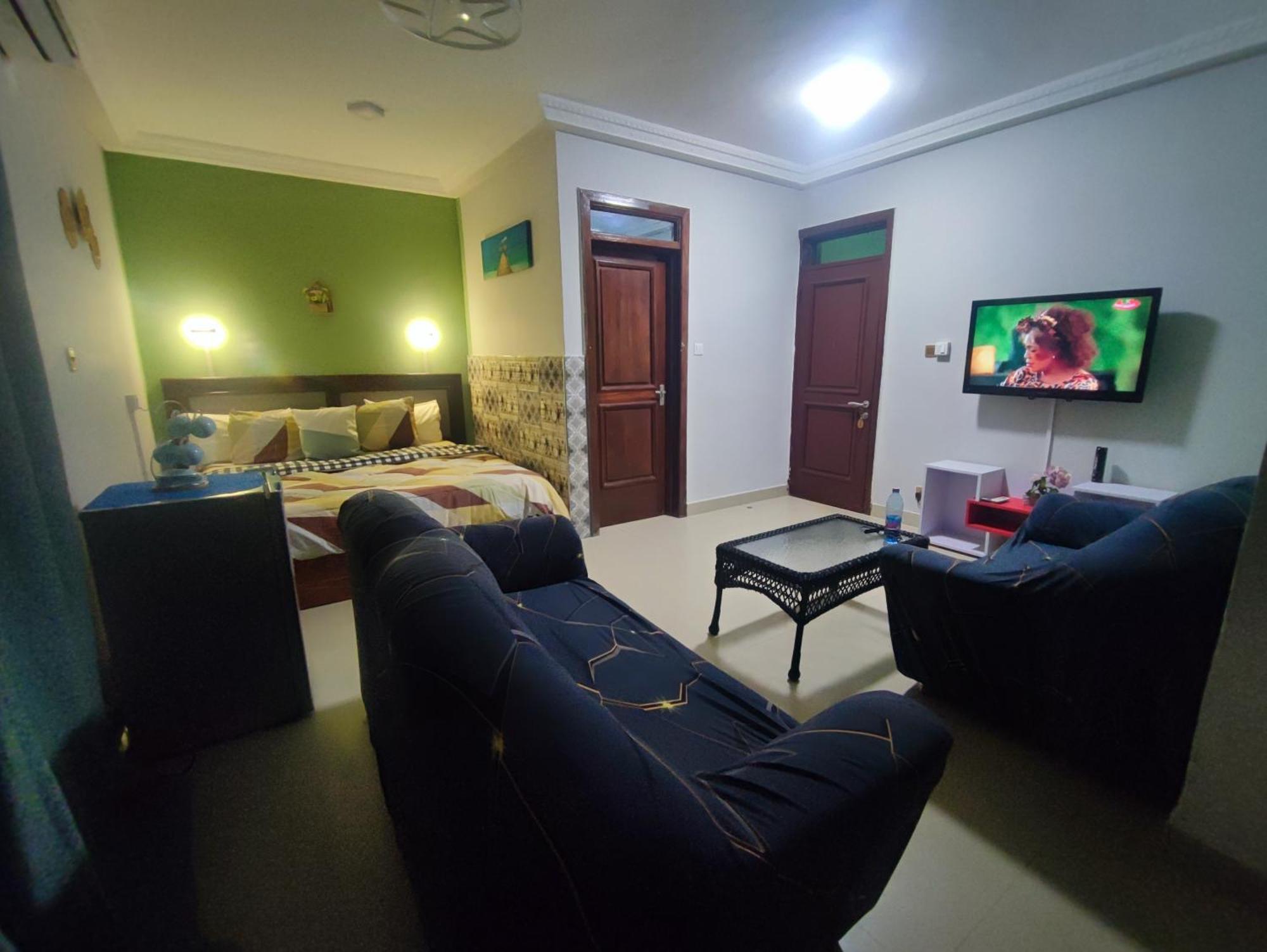 Ellisa Hospitality And Spa Hotell Accra Exteriör bild
