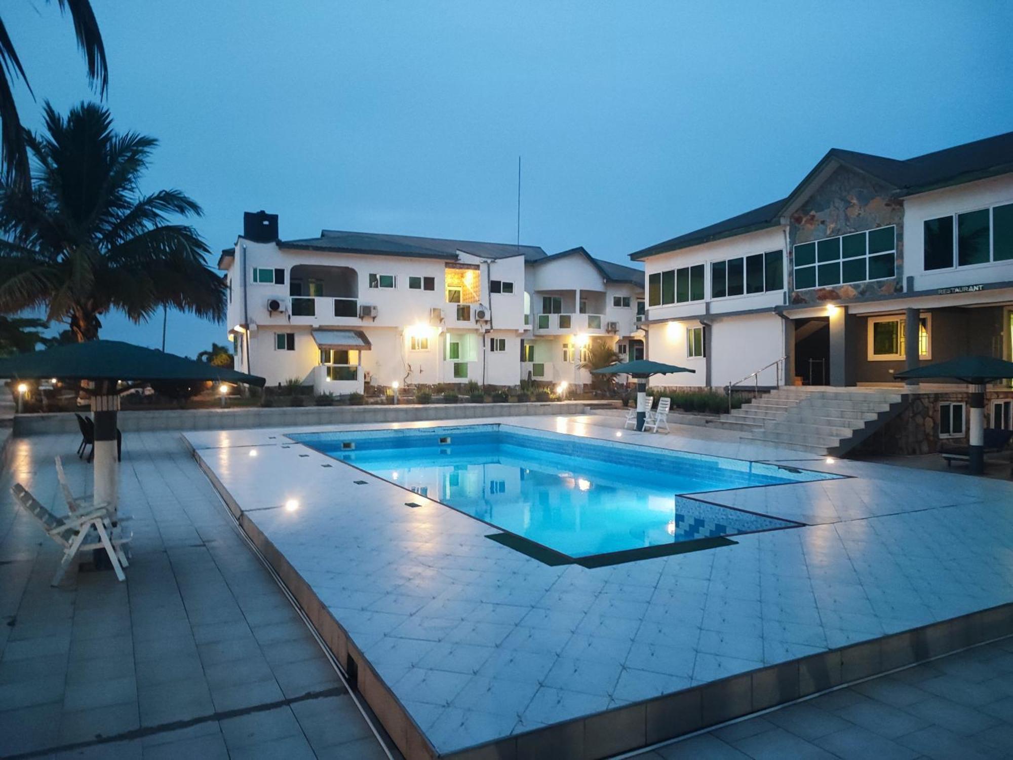 Ellisa Hospitality And Spa Hotell Accra Exteriör bild