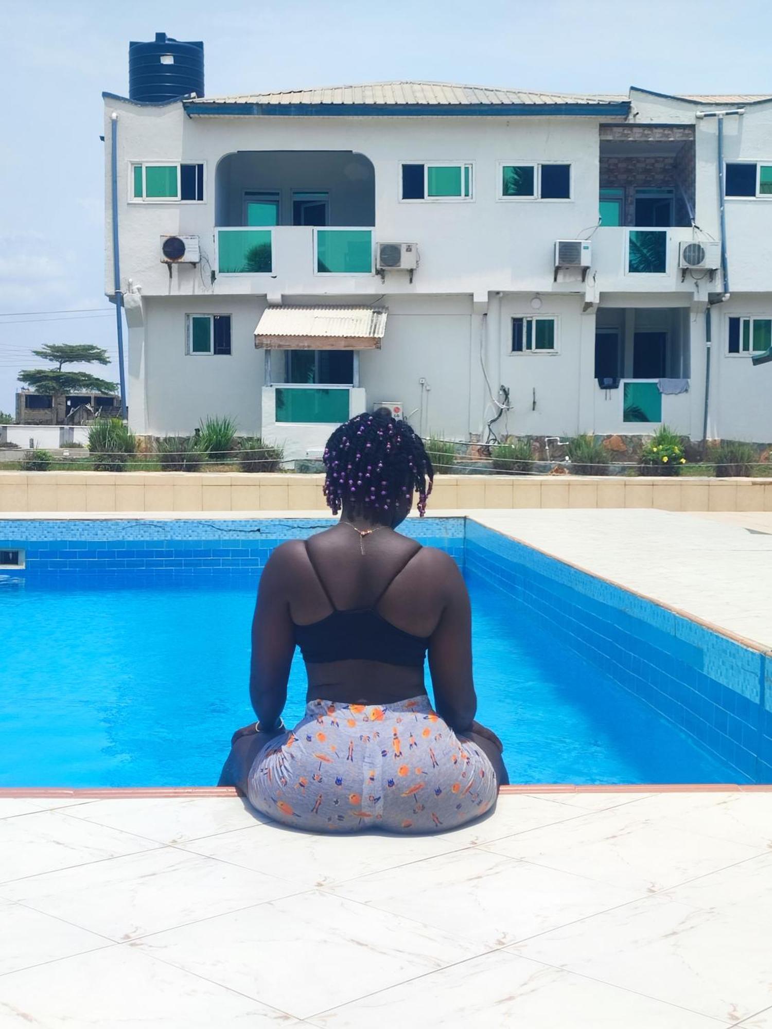 Ellisa Hospitality And Spa Hotell Accra Exteriör bild